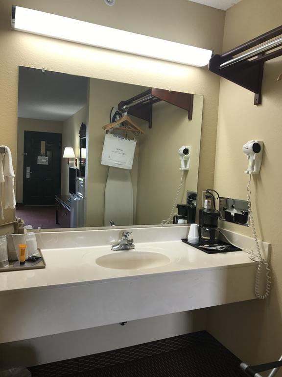 Americas Best Value Inn&Suites - Little Rock - Maumelle Extérieur photo